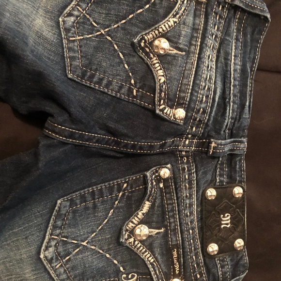 Miss Me Jeans - Picture 1 of 5